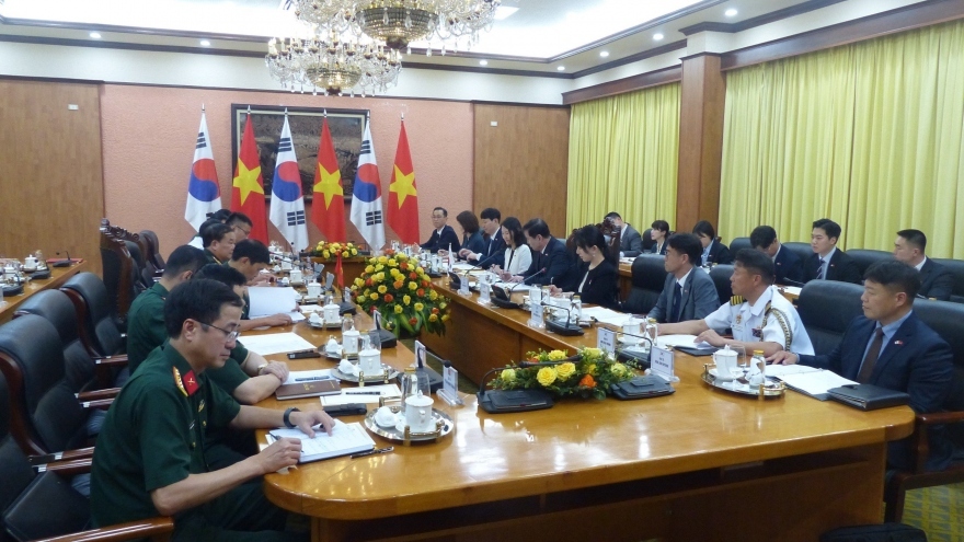 Vietnam, RoK hold 11th defence policy dialogue