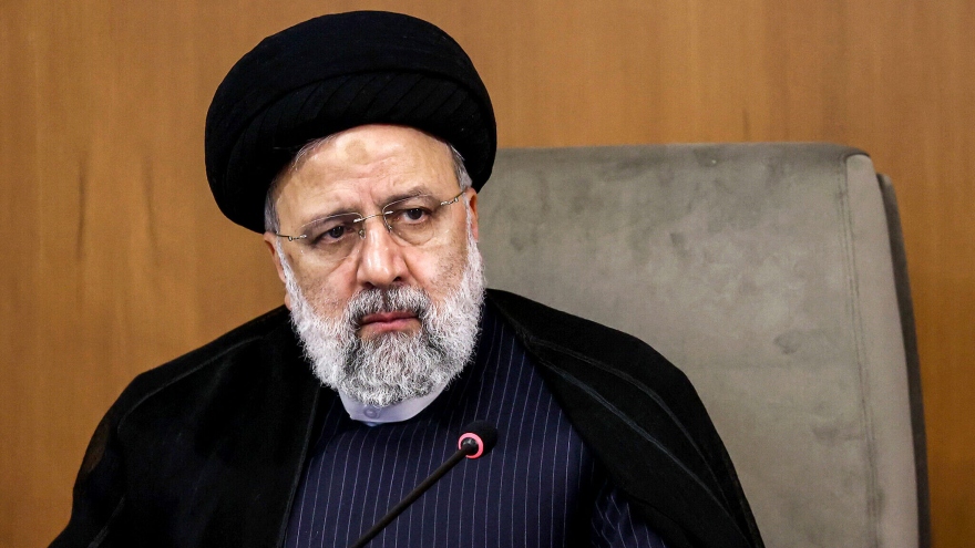 Iran dọa xóa sổ Israel nếu bị tấn công