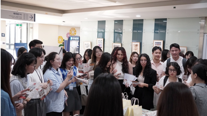 Event connects Vietnamese students with Korean businesses