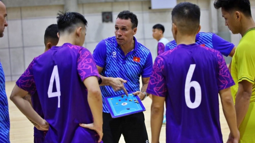 HLV trưởng ĐT Futsal Việt Nam tuyên bố đanh thép trước VCK Futsal châu Á 2024