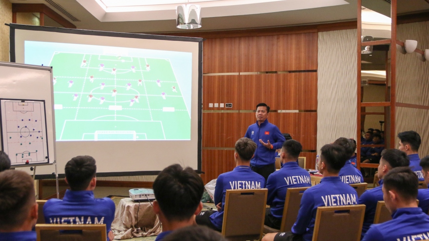 Danh sách U23 Việt Nam dự U23 châu Á: HLV Hoàng Anh Tuấn loại 2 cầu thủ cao nhất