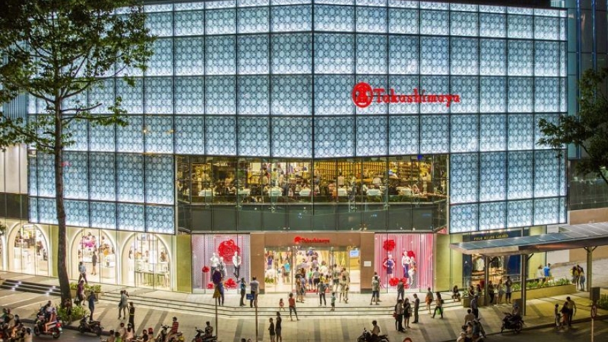 Japan's Takashimaya eyes new shopping hub in Vietnam by 2026