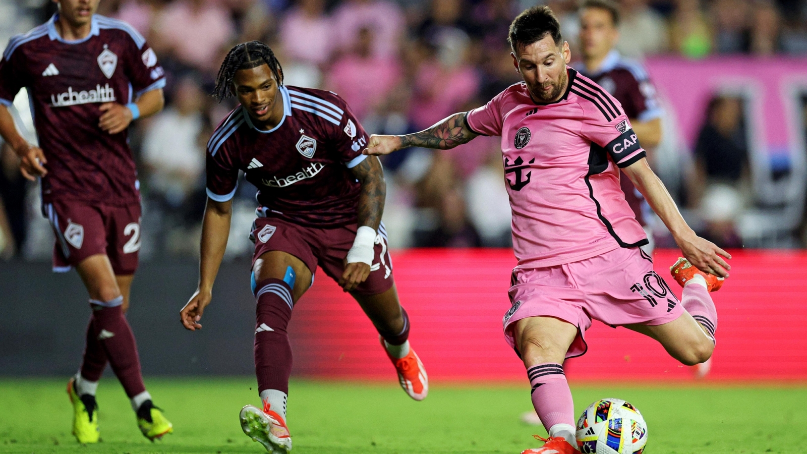 Messi ghi bàn ngày tái xuất, Inter Miami vẫn sảy chân tại MLS 2024