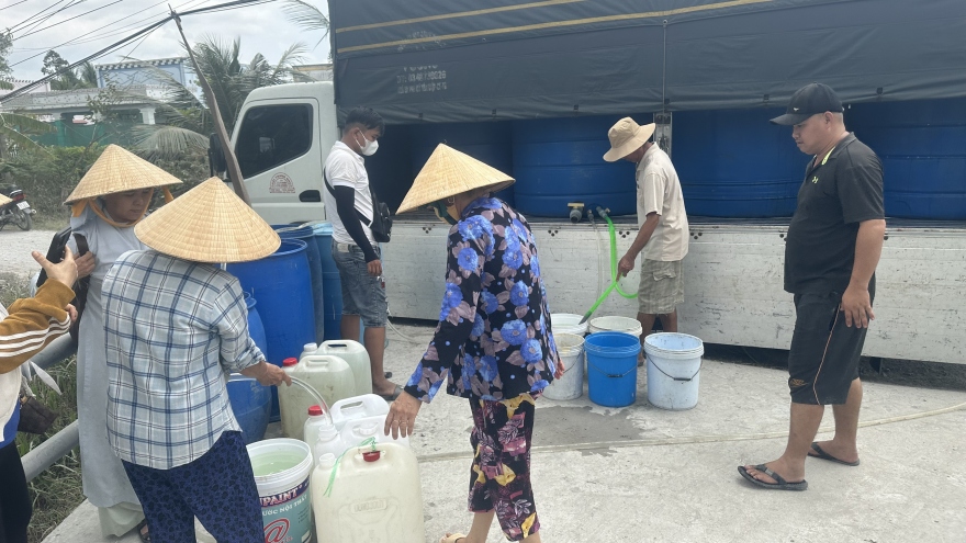 Tiền Giang nỗ lực đưa nước ngọt về vùng "khát nước"