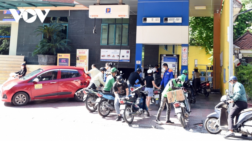 Petrol prices fall in latest adjustment