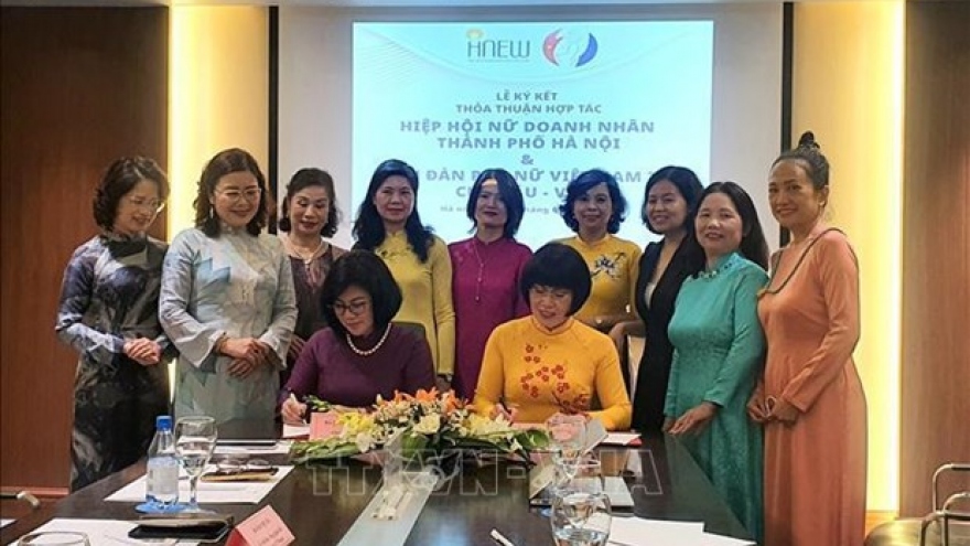 Vietnamese women link up to enhance role, position