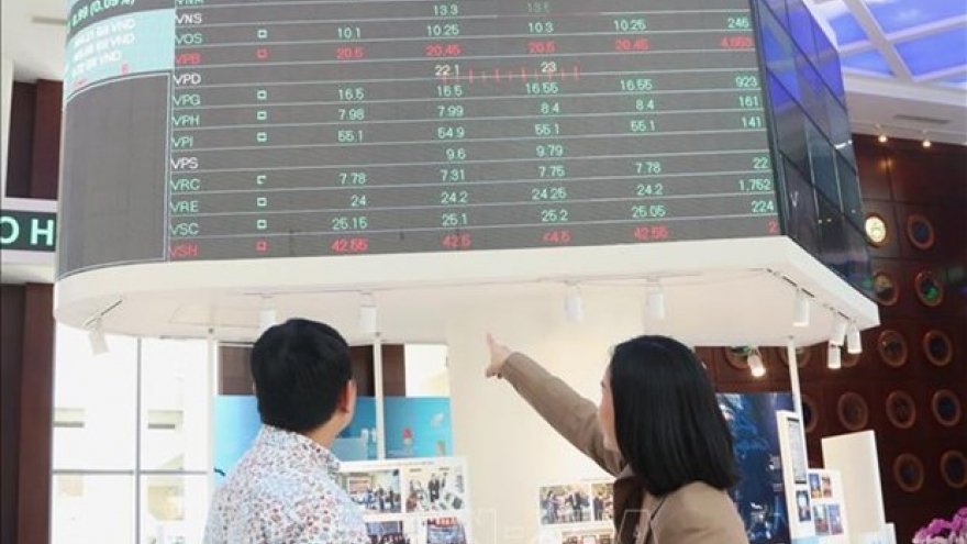 Vietnam seeks to remove obstacles in upgrade of securities market