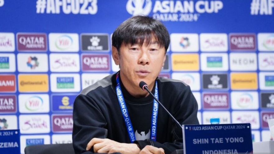 HLV Shin Tae Yong mỉa mai trọng tài, ví trận thua của U23 Indonesia như trò hề