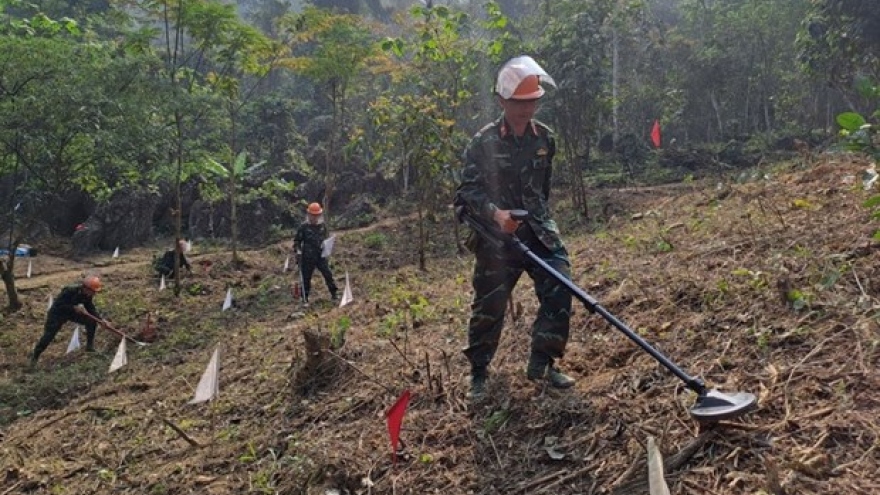 Training course opened for mine action workers