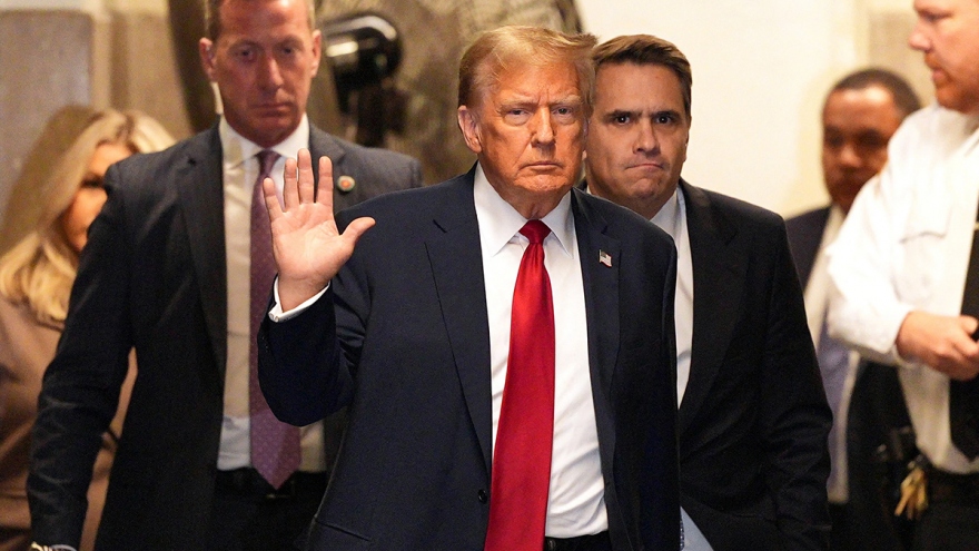 Thẩm phán bác đề nghị hoãn phiên tòa tuyên án vụ chi tiền bịt miệng của ông Trump