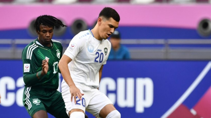 TRỰC TIẾP U23 Uzbekistan 1-0 U23 Saudi Arabia: Đàn em Ronaldo nhận thẻ đỏ