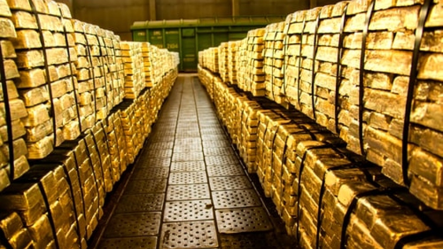 Các ngân hàng trung ương tăng tích trữ vàng, ấn phẩm của WB tiết lộ lý do