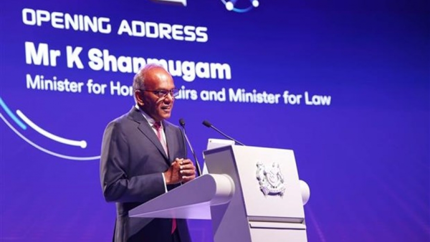 Vietnam attends homeland security technology conferences in Singapore