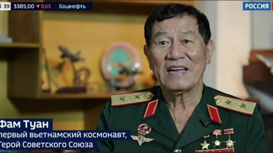 Russia premieres documentary on aerospace cooperation with Vietnam