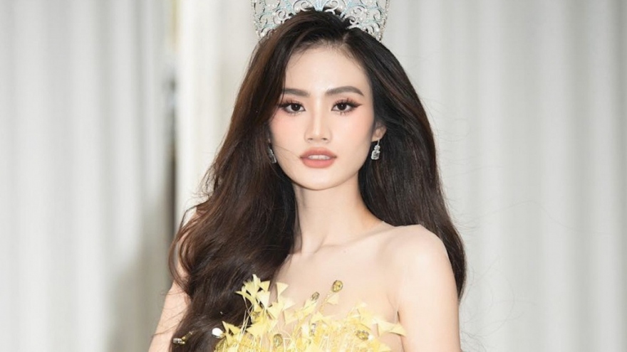 Chuyện showbiz: Hoa hậu Ý Nhi thi Miss World 2025, bạn trai phản ứng gây ngỡ ngàng