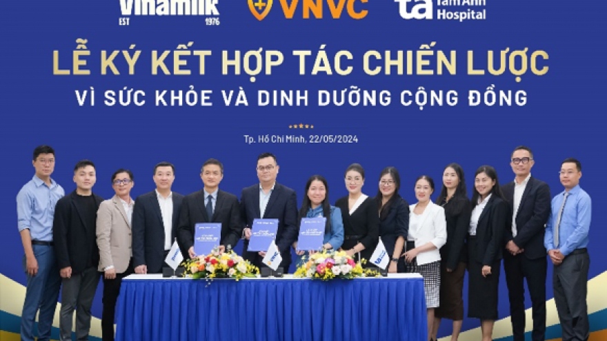 Vinamilk cùng nhiều đối tác y tế lớn đẩy mạnh chăm sóc sức khỏe cộng đồng