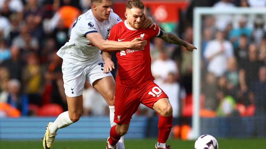 Trực tiếp Liverpool 3 - 0 Tottenham: Gà trống vỡ trận