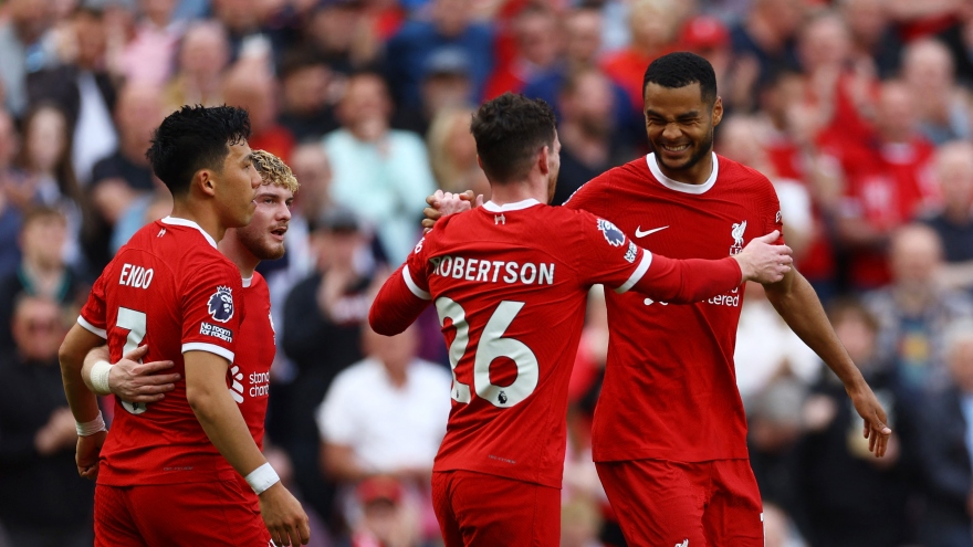 Trực tiếp Liverpool 4 - 0 Tottenham: Siêu phẩm vòng cung