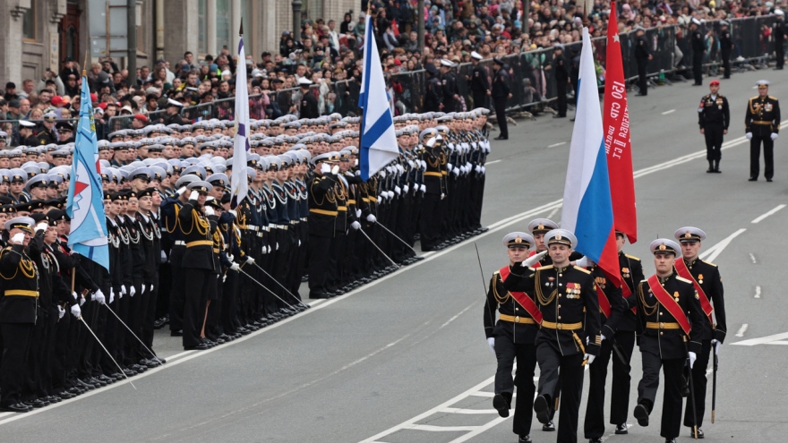 Tổng thống Putin thừa nhận Nga đang trong giai đoạn khó khăn