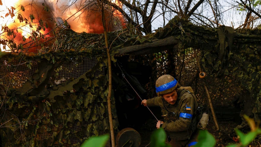 Nga tấn công như vũ bão ở phía Đông nhân lúc Ukraine điều quân sang phía Bắc