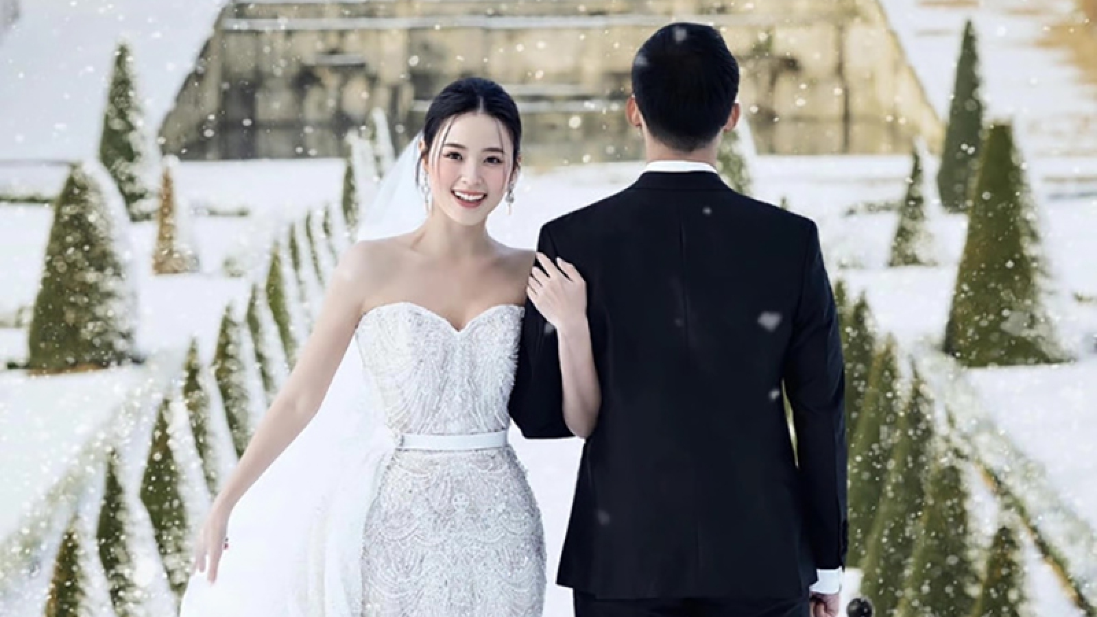 Chuyện showbiz: Midu tổ chức lễ cưới với chồng doanh nhân tại Đà Lạt