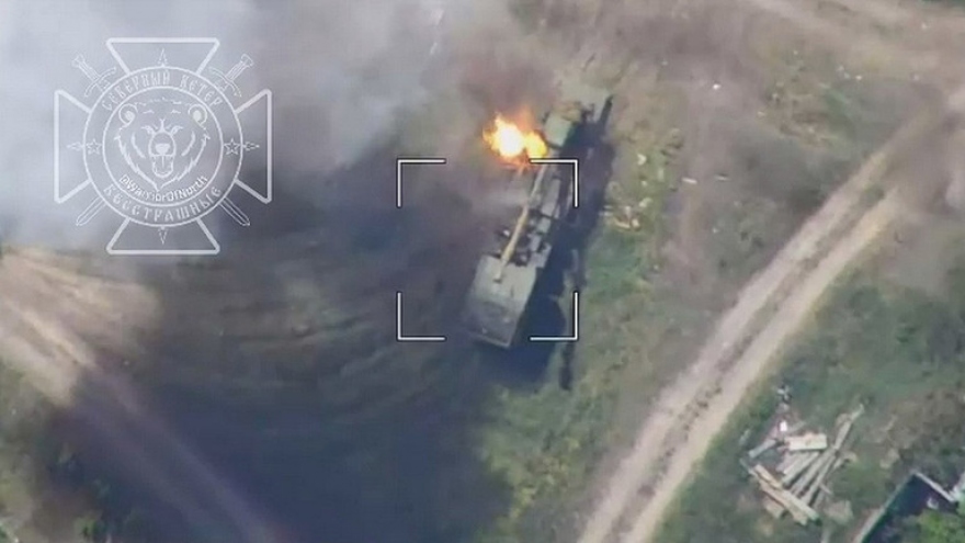 UAV Lancet Nga bắn trúng pháo tự hành chuẩn NATO ở mặt trận Kharkov