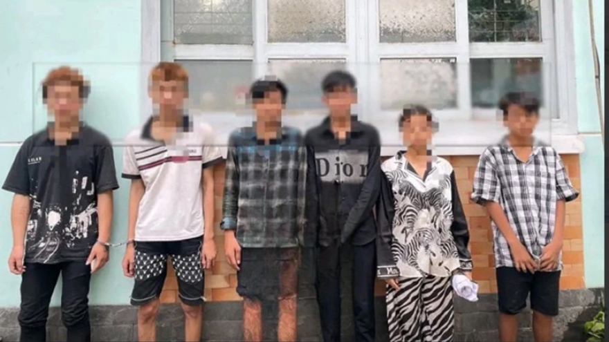 Bắt nhóm cướp "nhí" dùng hung khí tấn công người đi đường ở Bình Dương
