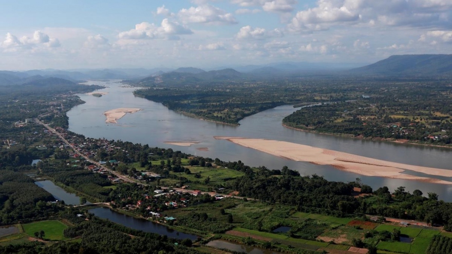 Vietnam interested in cross-border impacts of Mekong River projects