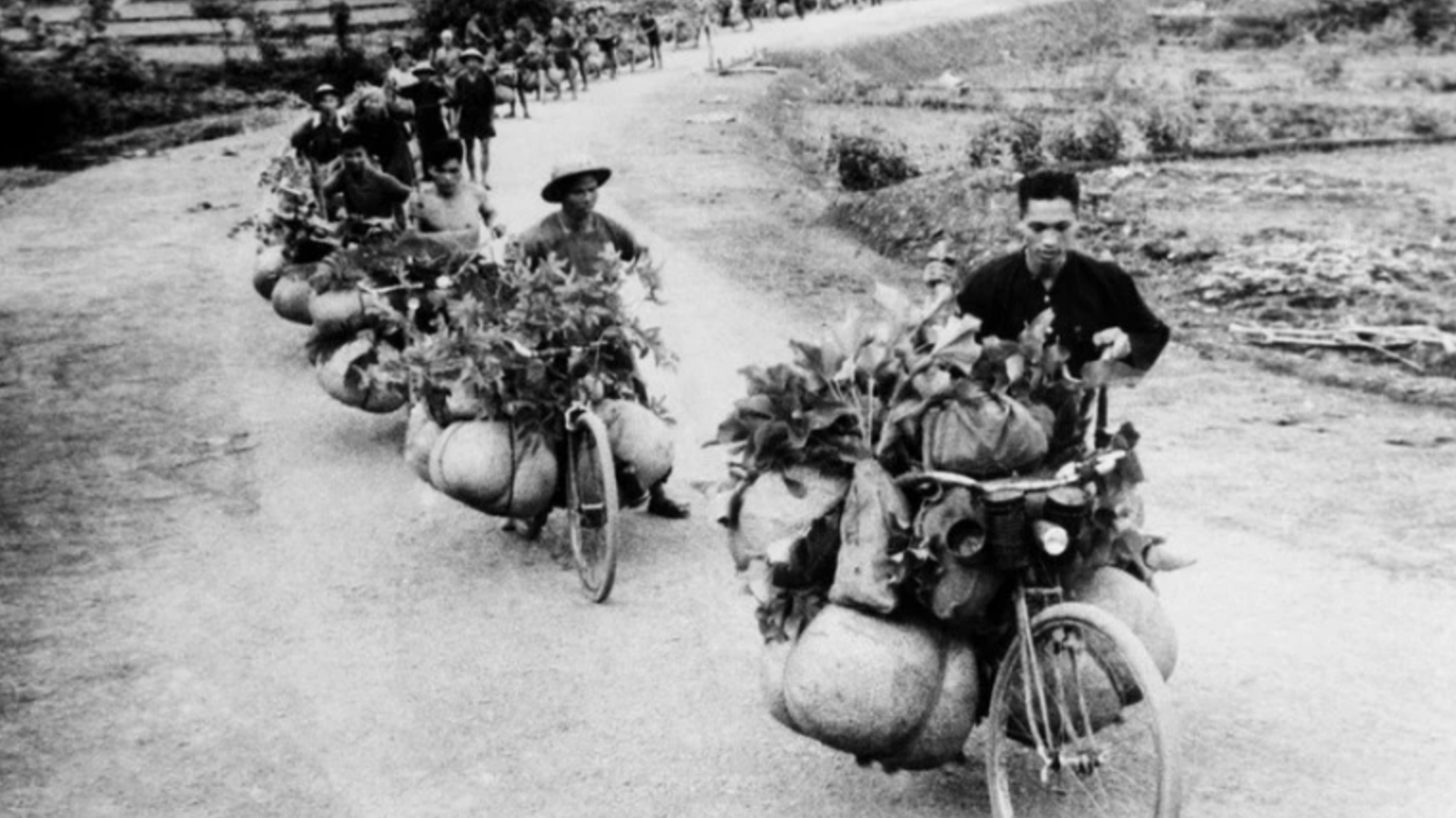 Cuban newspaper highlights pack-bikes’ role in Dien Bien Phu Victory
