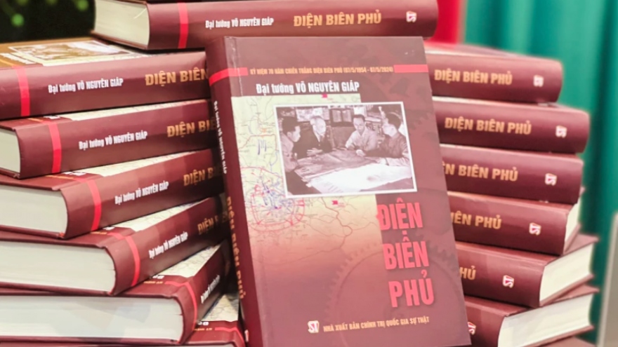 Gen. Vo Nguyen Giap's book reprinted to mark Dien Bien Phu Victory