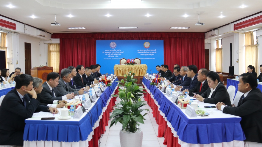 Việt Nam và Lào tăng cường hợp tác công nghệ và đổi mới sáng tạo