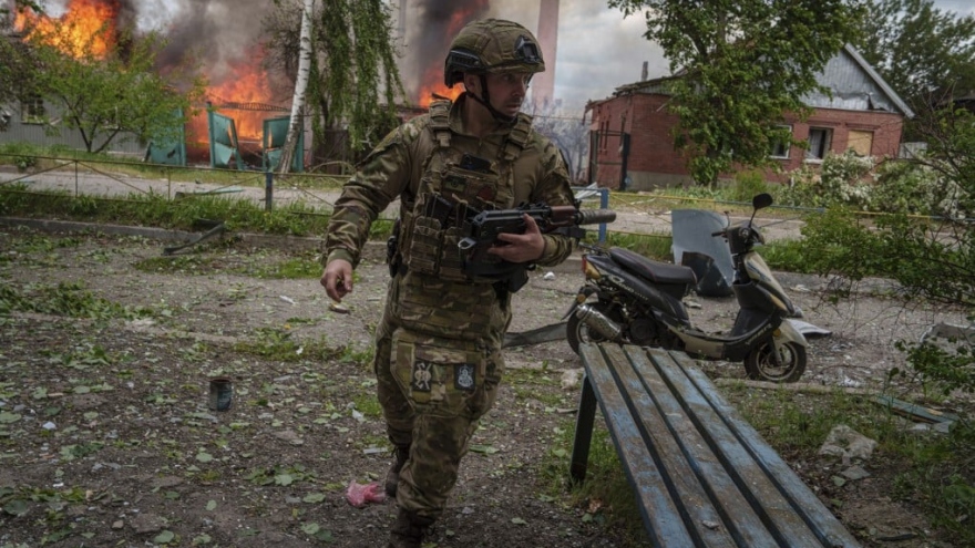 Nga dồn dập tấn công Kharkov, ông Zelensky kêu gọi người dân bình tĩnh