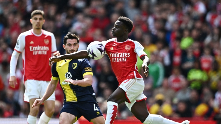 TRỰC TIẾP Arsenal 1-0 Bournemouth: Saka mở tỷ số từ chấm phạt đền