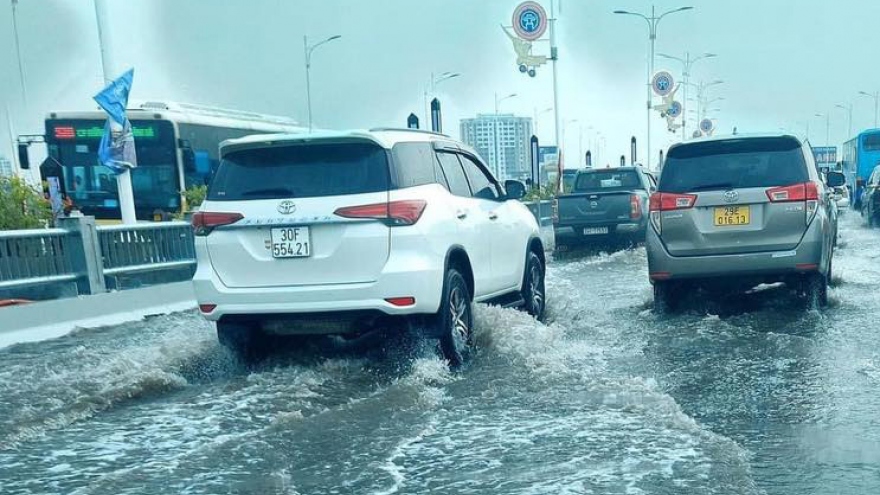 Cầu Vĩnh Tuy 2 ngập úng: "Nhiều khả năng là lỗi thiết kế"