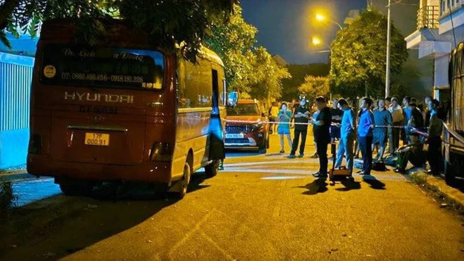 Vụ bé 5 tuổi tử vong vì bị bỏ quên trên xe: Khởi tố thêm tài xế và 2 cô giáo