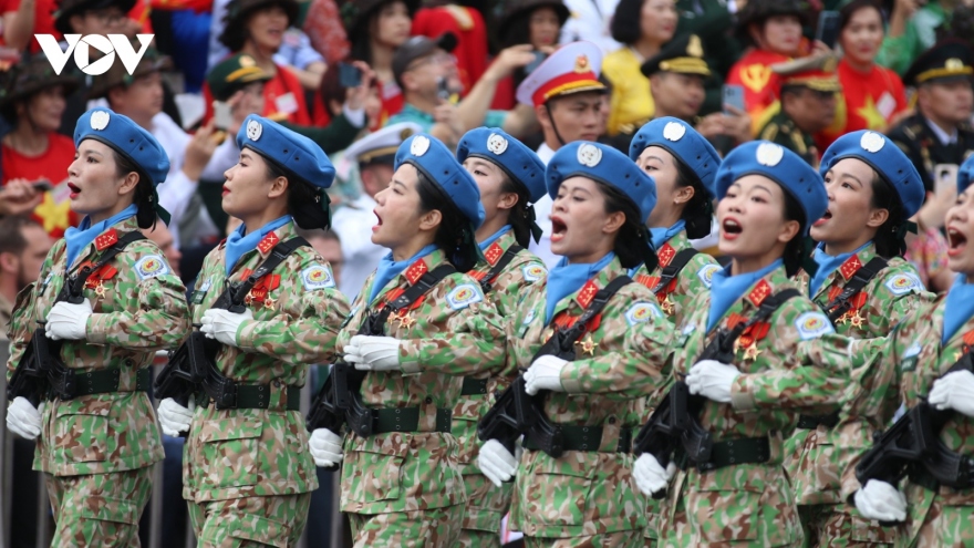 Impressive images of grand military parade for Dien Bien Phu Victory celebration