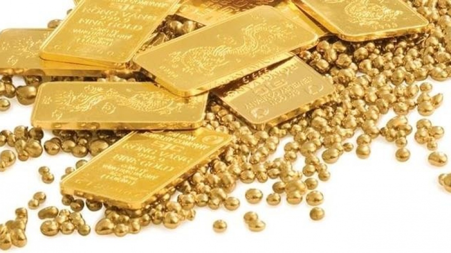 Gold prices reach new historic peak