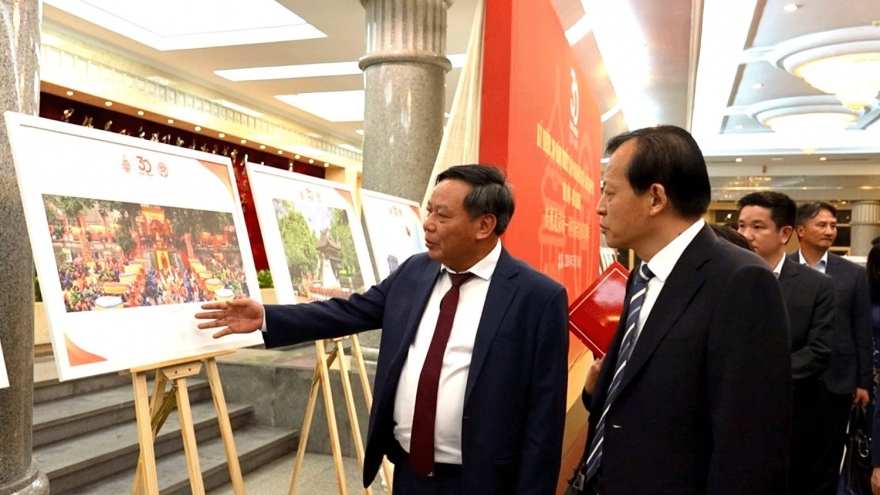 Đoàn đại biểu thành phố Hà Nội làm việc tại Bắc Kinh