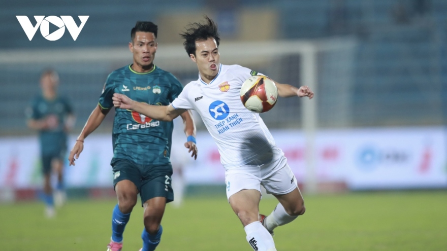TRỰC TIẾP HAGL 0-0 Nam Định: Trận đấu bắt đầu