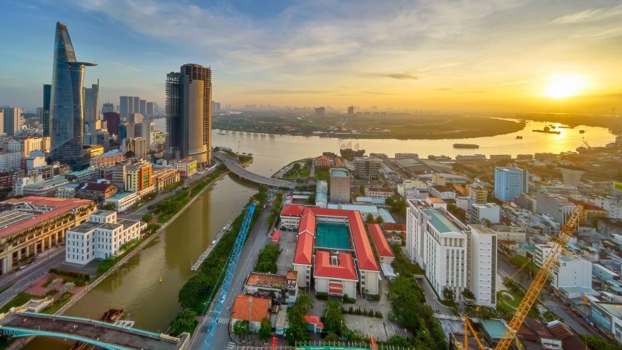IMF dự báo Việt Nam vào nhóm thị trường mới nổi tăng trưởng KT nhanh nhất thế giới