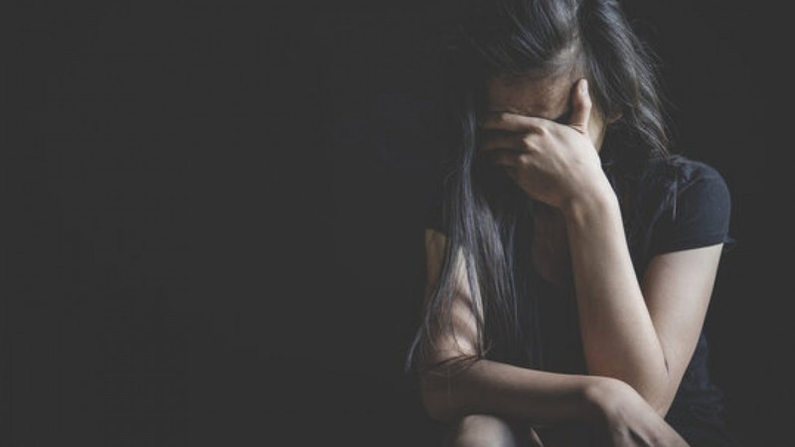 Muốn ly hôn vì chồng ham chơi lười làm