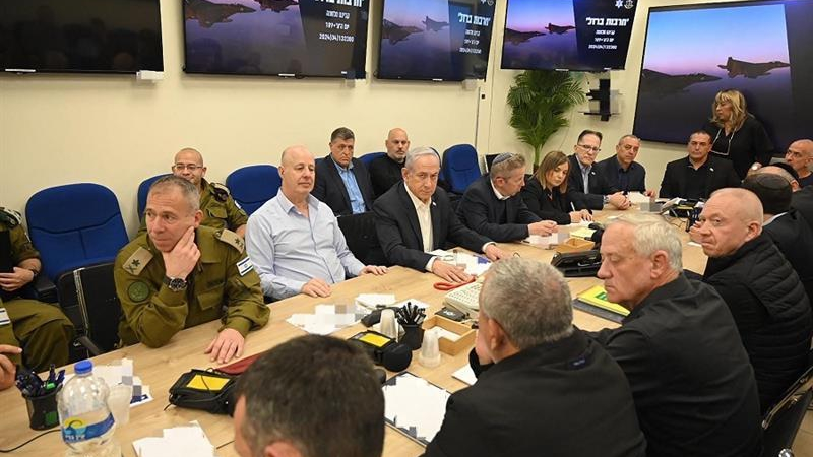 Israel tấn công Rafah sau khi Hamas thông báo chấp thuận thỏa thuận ngừng bắn