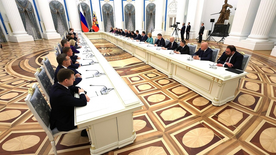 Thủ tướng Nga Mishustin tổ chức cuộc họp đầu tiên của chính phủ mới