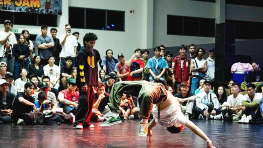 Saigon Breaking Battle winners Fido Crew to compete in France next year