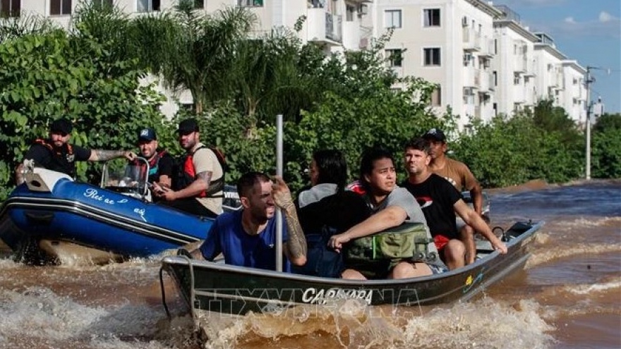 PM extends sympathy to Brazilian President over flood damage