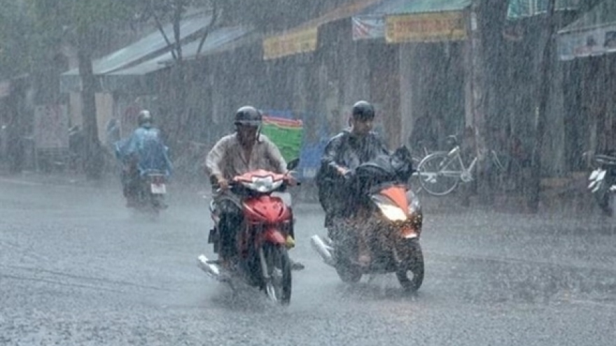 Thời tiết ngày 23/5: Hà Nội có mưa rào và dông vài nơi