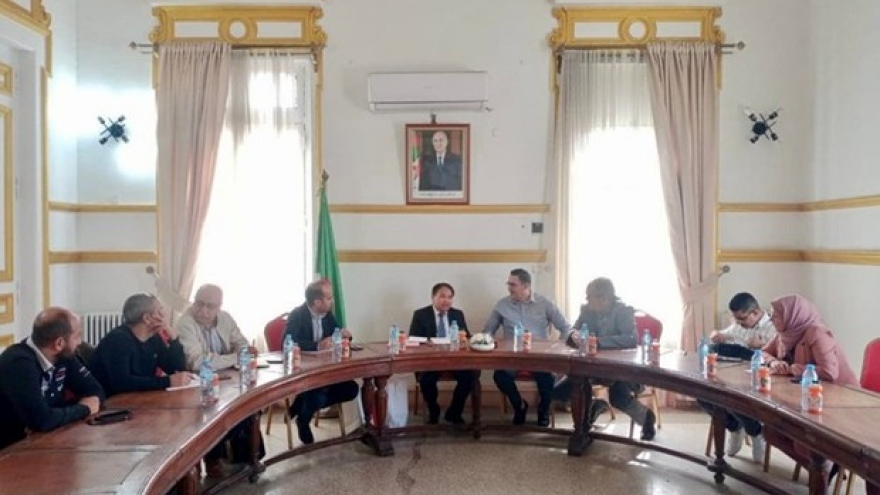 Seminar held to promote Vietnam - Algeria economic relations