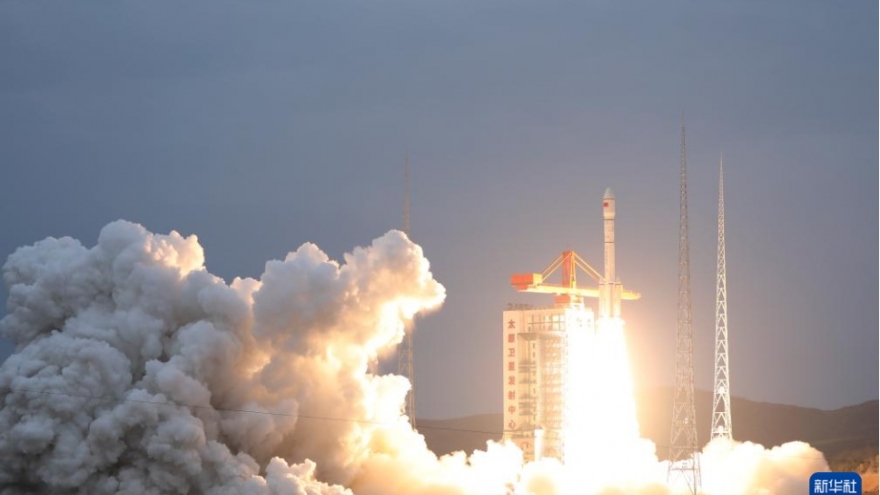 Trung Quốc lần đầu tiên áp dụng công nghệ “lái thông minh” cho tên lửa đẩy