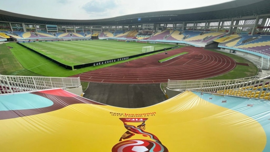 Bóng đá trẻ Việt Nam được thi đấu trên sân vận động đạt chuẩn World Cup