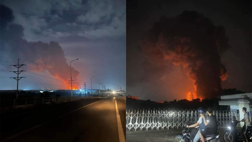 Cháy hàng nghìn m2 nhà xưởng tại Khu công nghiệp Khánh Phú, Ninh Bình